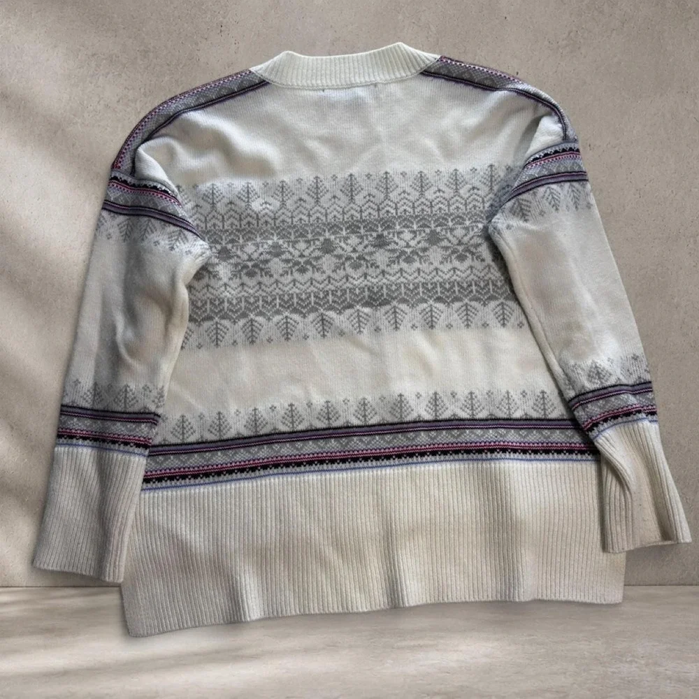 Tommy Hilfiger cream sweater